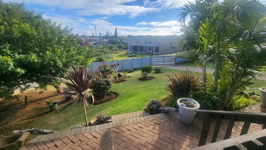 3 Bedroom Property for Sale in Dana Bay Western Cape